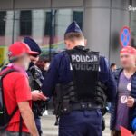 Policjanci w Katowicach pouczali i kierowali wnioski do sądu. Za nienoszenie maseczek. W regionie sporo mandatów