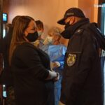 Katowicka restauracja zbuntowała się i otworzyła. Szybko wypełnili ją klienci, pojawił się sanepid i policja