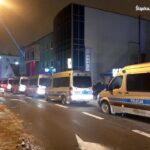 Policja interweniowała w klubie nocnym. W ruch poszły pałki, gaz i granaty hukowe