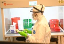 Nowe zakażenia COVID-19 w regionie i Katowicach. Na Śląsku sprawdzą jak mutuje koronawirus