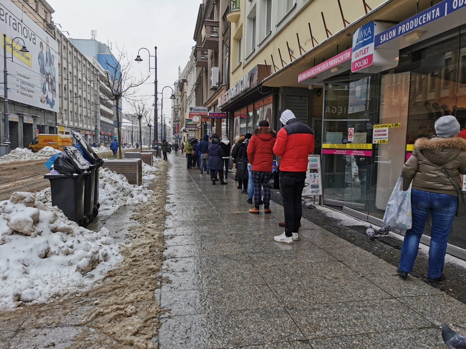 Pączkarnie w Katowicach przeżywają oblężenie. Dzisiaj mamy Tłusty Czwartek
