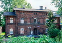 Miasto Katowice przejmie od PKP budynek, w którym mieszkał Kazimierz Kutz