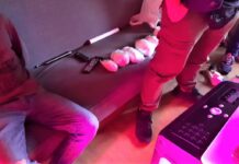 Policjanci z Katowic zatrzymali 48-latka. W mieszkaniu uprawiał marihuanę, miał też 5 kg amfetaminy