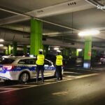 Nie udały się nielegalne wyścigi w Katowicach. Policja zatrzymywała dowody rejestracyjne i dawała mandaty