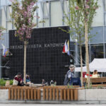 Mieszkańcy zgłaszają usterki na NaprawmyTo.pl. Z tym, że niektóre zgłoszenia latami czekają na odpowiedź