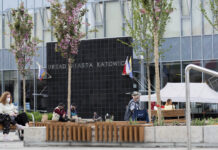 Mieszkańcy zgłaszają usterki na NaprawmyTo.pl. Z tym, że niektóre zgłoszenia latami czekają na odpowiedź