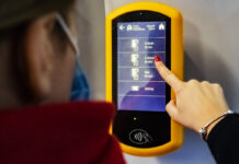 W końcu będzie można płacić kartą w autobusach i tramwajach na terenie Metropolii