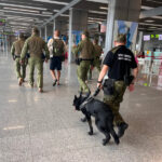 Mężczyzna zostawił zakupy w reklamówce z napisem „Bomba” na Katowice Airport. To miała być zemsta