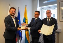 Prezydent Katowic dostał nagrodę: „Lider Transportu Publicznego”. M.in. za centra przesiadkowe i wspieranie elektromobilności