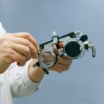 Zapalenie rogówki: poznaj przyczyny, objawy i sposoby leczenia