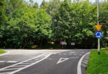 Tymczasowa organizacja ruchu w rejonie skrzyżowania ul. Trzech Stawów, Gospodarczej i Porcelanowej