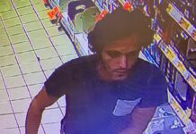 Po kradzieży w sklepie, policja szuka mężczyzny. Straty na prawie 2 tys. zł