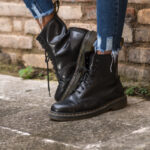 Jak się ubrać? Wskazówki na chłodne poranki