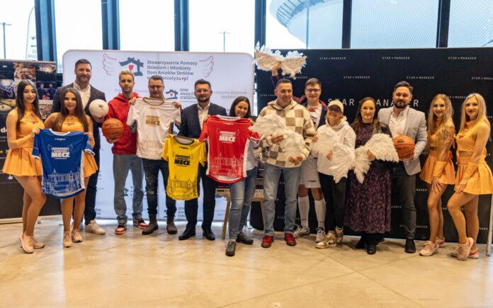 Konferencja prasowa zapowiadająca Legendarny Kosmiczny Mecz Fot. D. Czapla