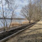 W Dolinie Pięciu Stawów powstają nowe kąpieliska, alejki, ścieżka i parking. W sumie za prawie 13 mln zł