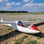 Wypadek szybowca w Katowicach. Pilot trafił do szpitala