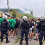 Po meczu w Katowicach zatrzymania, narkotyki i naruszenia przepisów. GKS Katowice podejmował Radomiak Radom Policja podczas meczu / fot. Policja