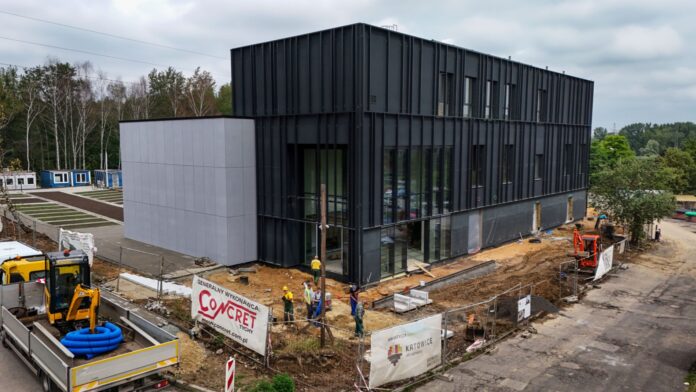 Budowa MDK Witosa dobiega końca_fot. KAW