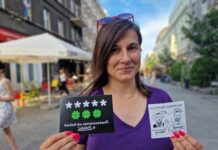 Katowice: Ponad 180 pocztówek do wicepremiera i około 170 podpisów pod apelem do premiera w sprawie aborcji Agata Otrębska / fot. InfoKatowice.pl