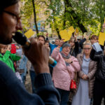 Mieszkańcy pokazali dzisiaj żółtą kartę władzy w Katowicach. „Urzędnicy i urzędniczki Miasta Katowice po prostu wspierają biznes deweloperski”