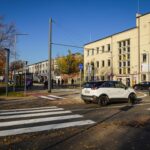 Nowy peron tramwajowy i wyspa dla pieszych na al. Korfantego w Katowicach