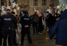 43-latek postrzelił trzy osoby na ulicy Mariackiej. Nie znał ich. Grozi mu 20 lat więzienia