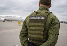 Broń w walizce? Nie, tylko bezmyślność. Wakacje 33-latka zakończyły się w Pyrzowicach