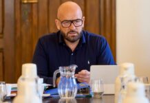 Prezydent Wrocławia usłyszał zarzuty w katowickiej prokuraturze. Ile zarobił w radach nadzorczych na Śląsku?