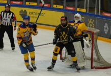 GieKSa rozgromiła Podhale. W trakcie meczu uczczono pamięć Jana Furtoka Zwodnik GieKSy w czarnym stroju pod bramką Podhala. Obok niego bramkarz i obrońca z Nowego Targu