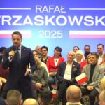 Radni PiS pytają, czy miasto zapłaciło za wizytę Rafała Trzaskowskiego w MDK Zawodzie