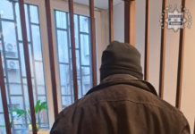 Centrum Katowic: Nie chciał im kupić alkoholu. Został brutalnie pobity przez 4 osoby