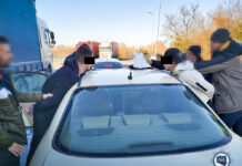 Akt oskarżenia wobec grupy przestępczej. Obywatele Ukrainy okradali klientów polskich banków