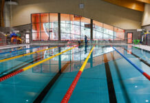 Basen Zadole znów otwarty. Nowy sezon i nowe udogodnienia puste ory pływackie na basenie