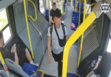 Zniszczył autobus i uciekł. Policja szuka sprawcy