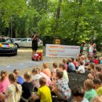 Ponad 1,8 tys. katowickich dzieci spotkało się z Rajdowymi Mistrzami Polski w ramach akcji promującej bezpieczeństwo ruchu drogowego