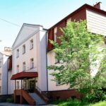 15 firm walczy o umowę na modernizację jednego z budynków Szpitala Murcki front budynku szpitala