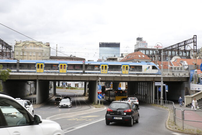 Węzeł przesiadkowy św. Jana będzie integrował transport kolejowy z komunikacją miejską_fot. Robert Szyszka