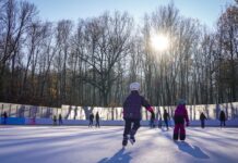 Lodowe orzeźwienie w środku lata – bezpłatna ślizgawka w Katowicach