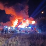 Wielki pożar hali produkcyjnej w Czeladzi. Na miejscu 80 strażaków