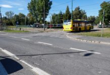 Katowice inwestują w drogi: MZUiM ogłosił przetargi na remonty nawierzchni kolejnych ulic Droga, koło niej torowisko tramwajowe i autobus